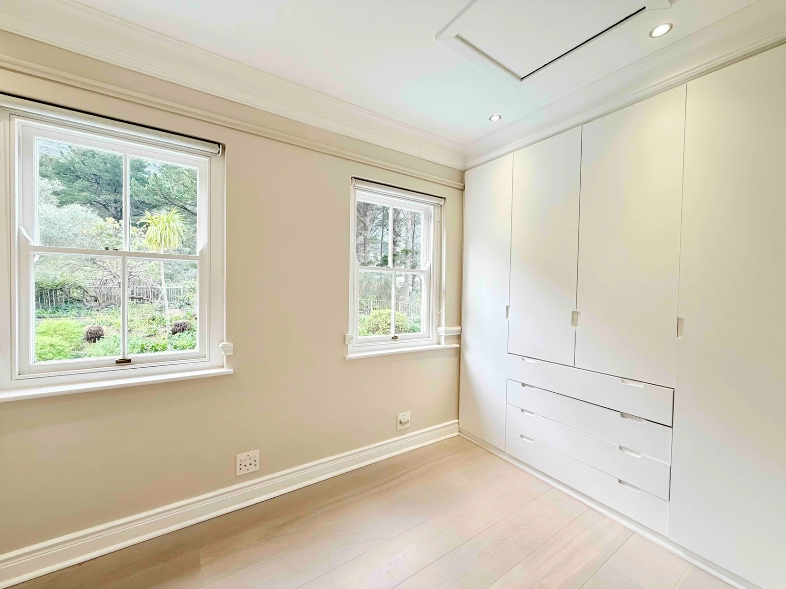 Charming Family Home with breathtaking views in Premier Security Estate