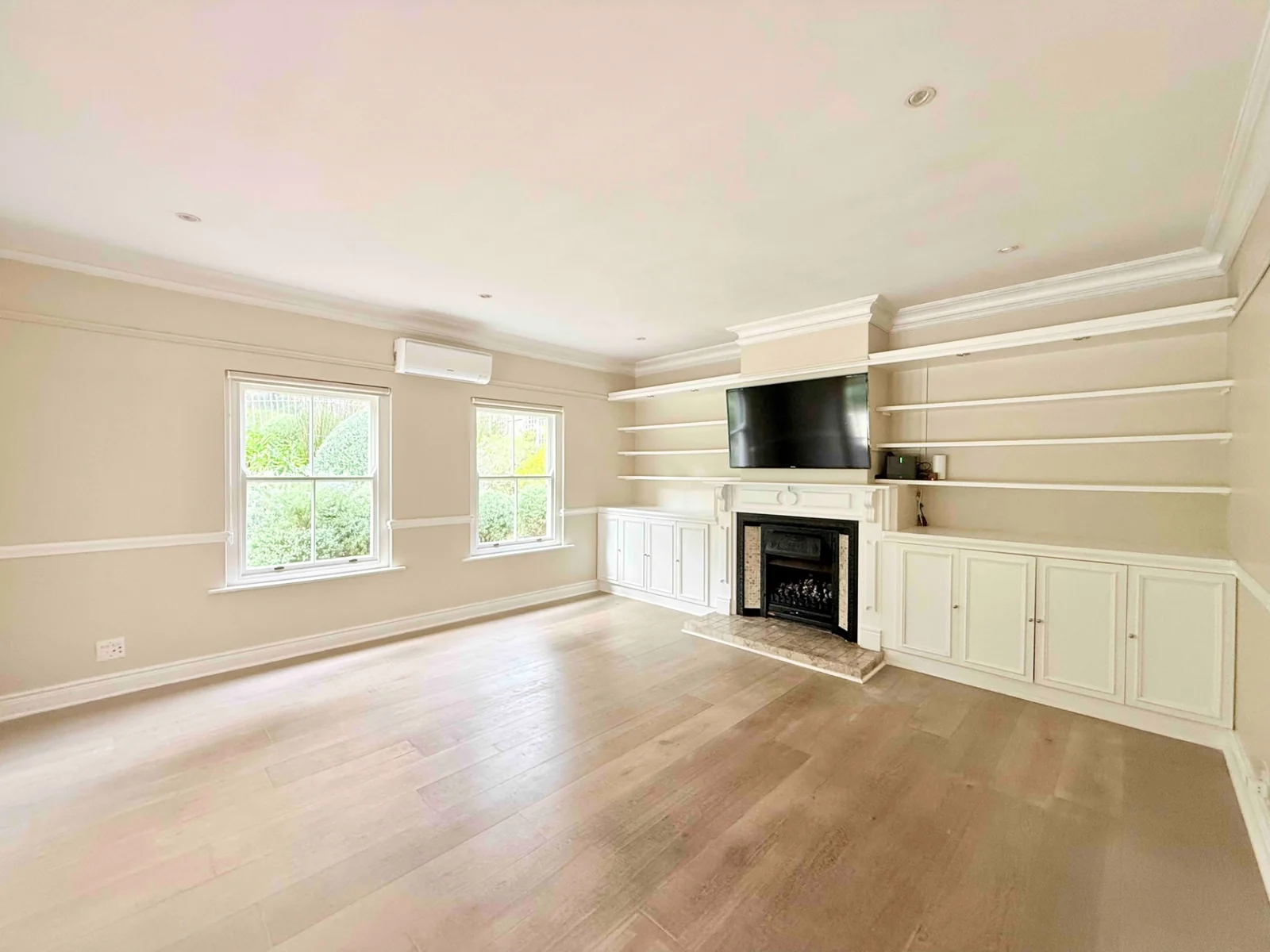 Charming Family Home with breathtaking views in Premier Security Estate
