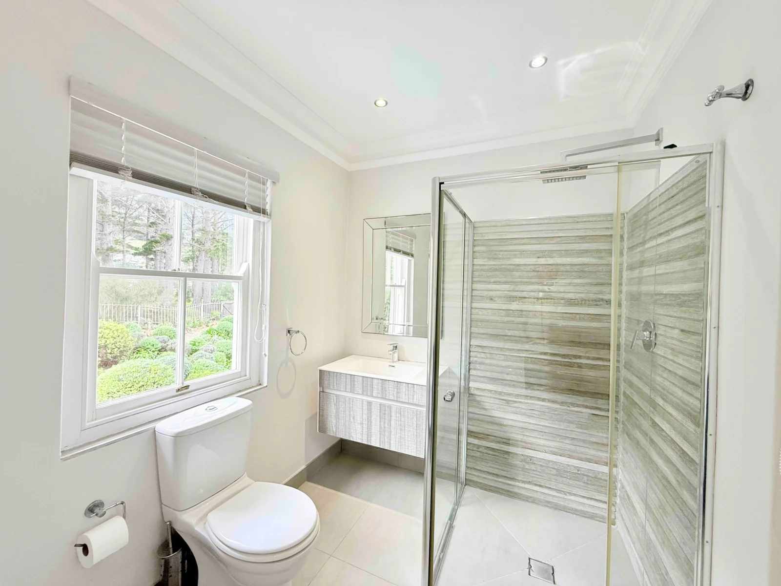 Charming Family Home with breathtaking views in Premier Security Estate
