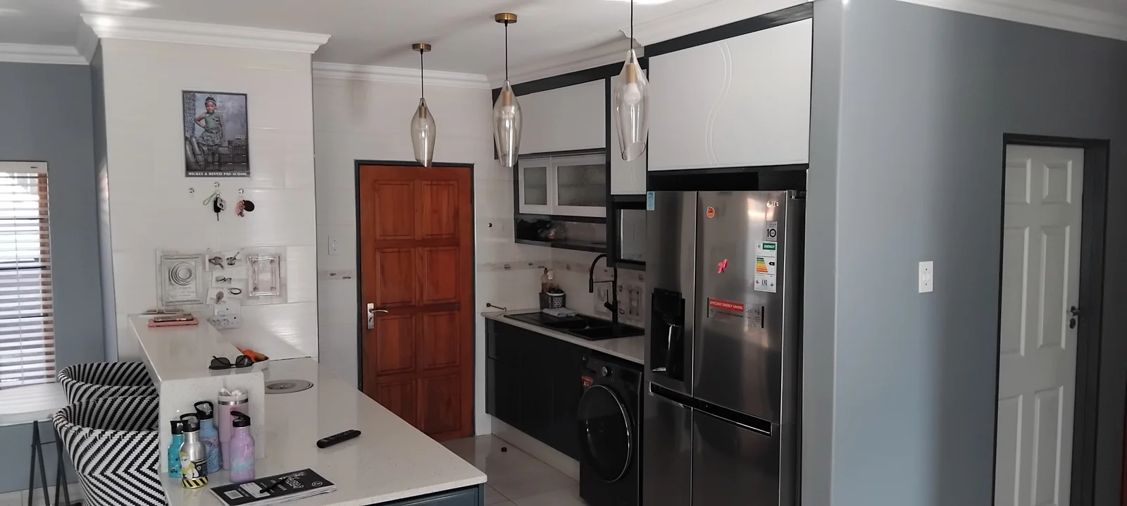 Modern Family Home in a Sought-After Bendor Security Estate