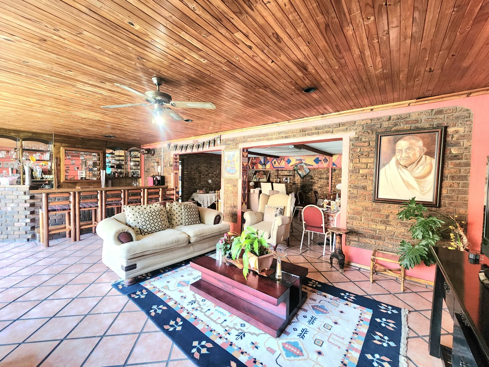 Established Hospitality Investment Opportunity | Lakefield Ext 21