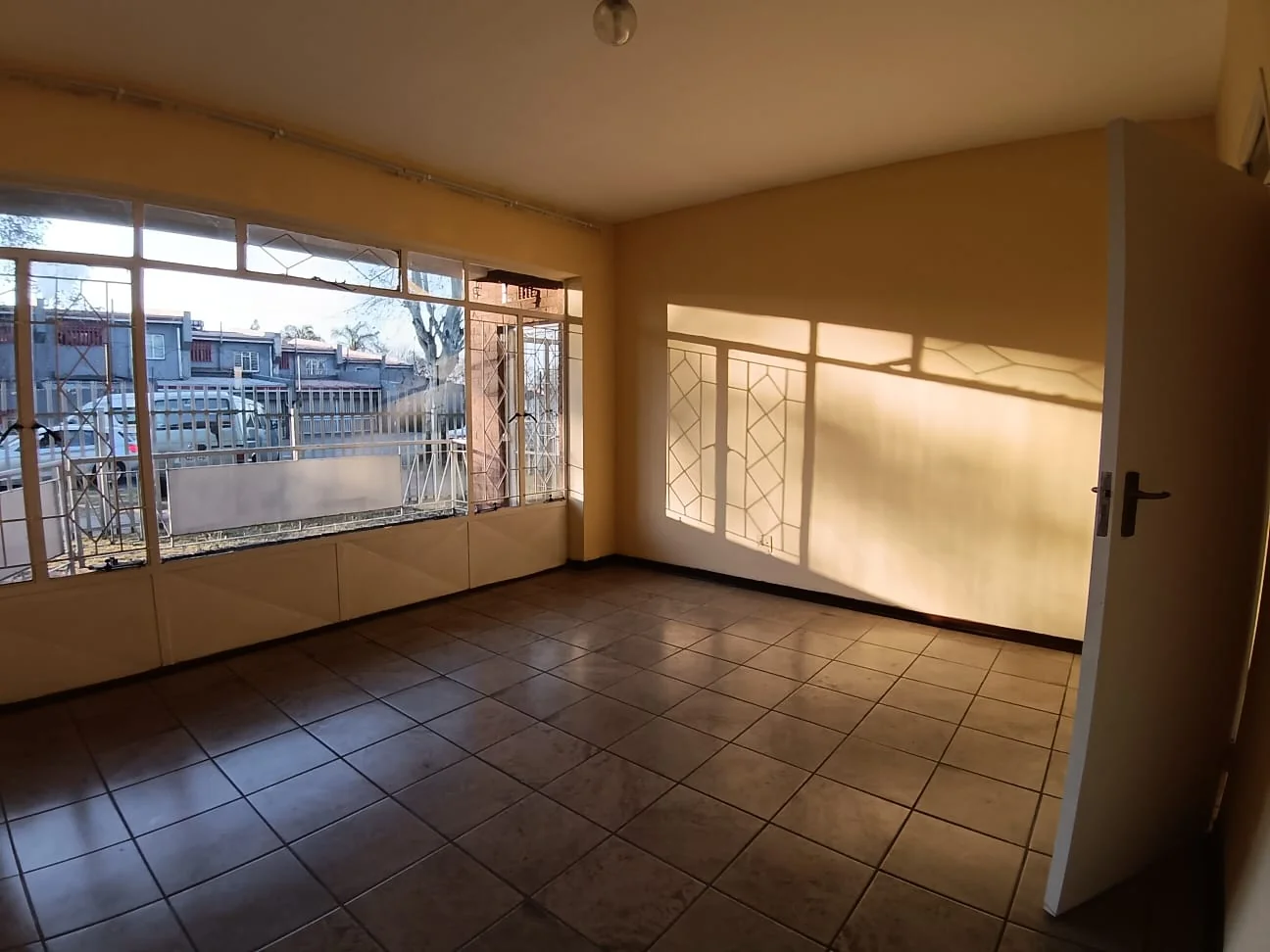 2-Bedroom Ground Floor Apartment To Rent |Benoni