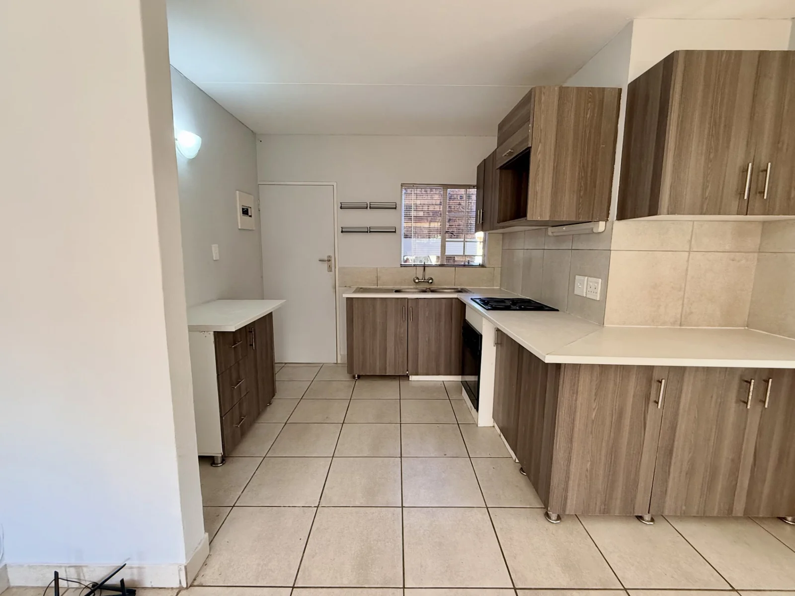 1 Bedroom Apartment To Let In Highveld