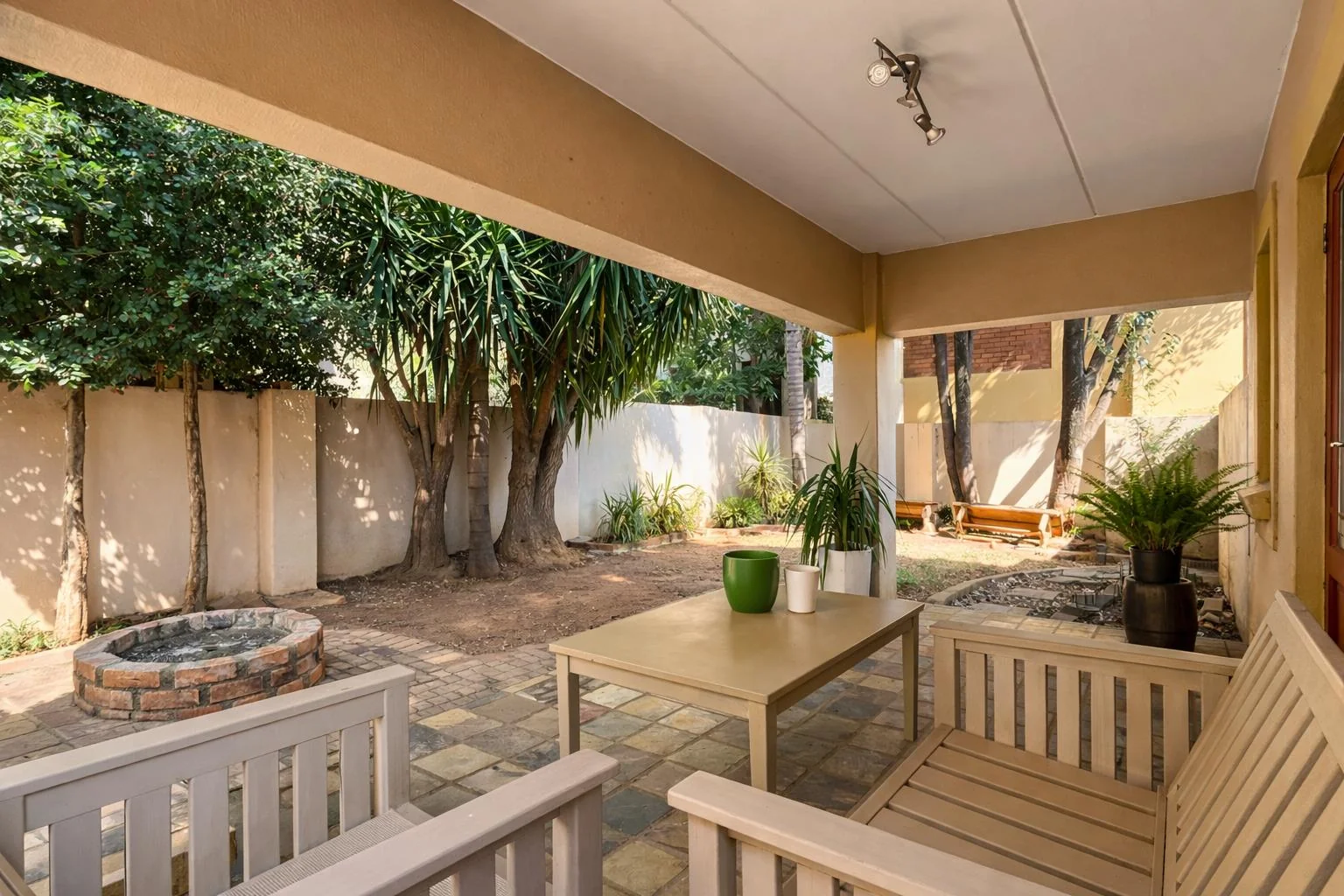 2 Bedroom Duplex to Rent