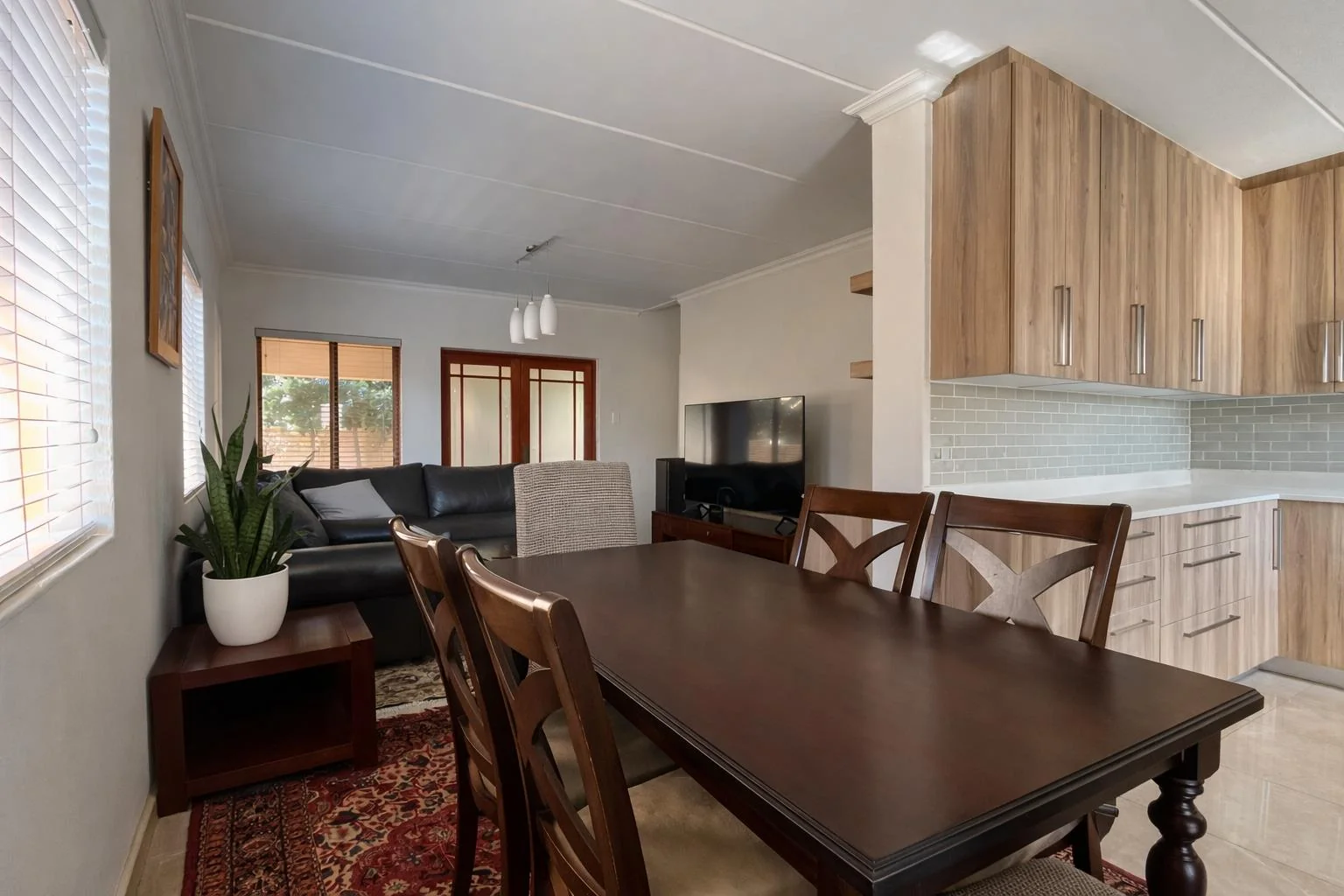 2 Bedroom Duplex to Rent