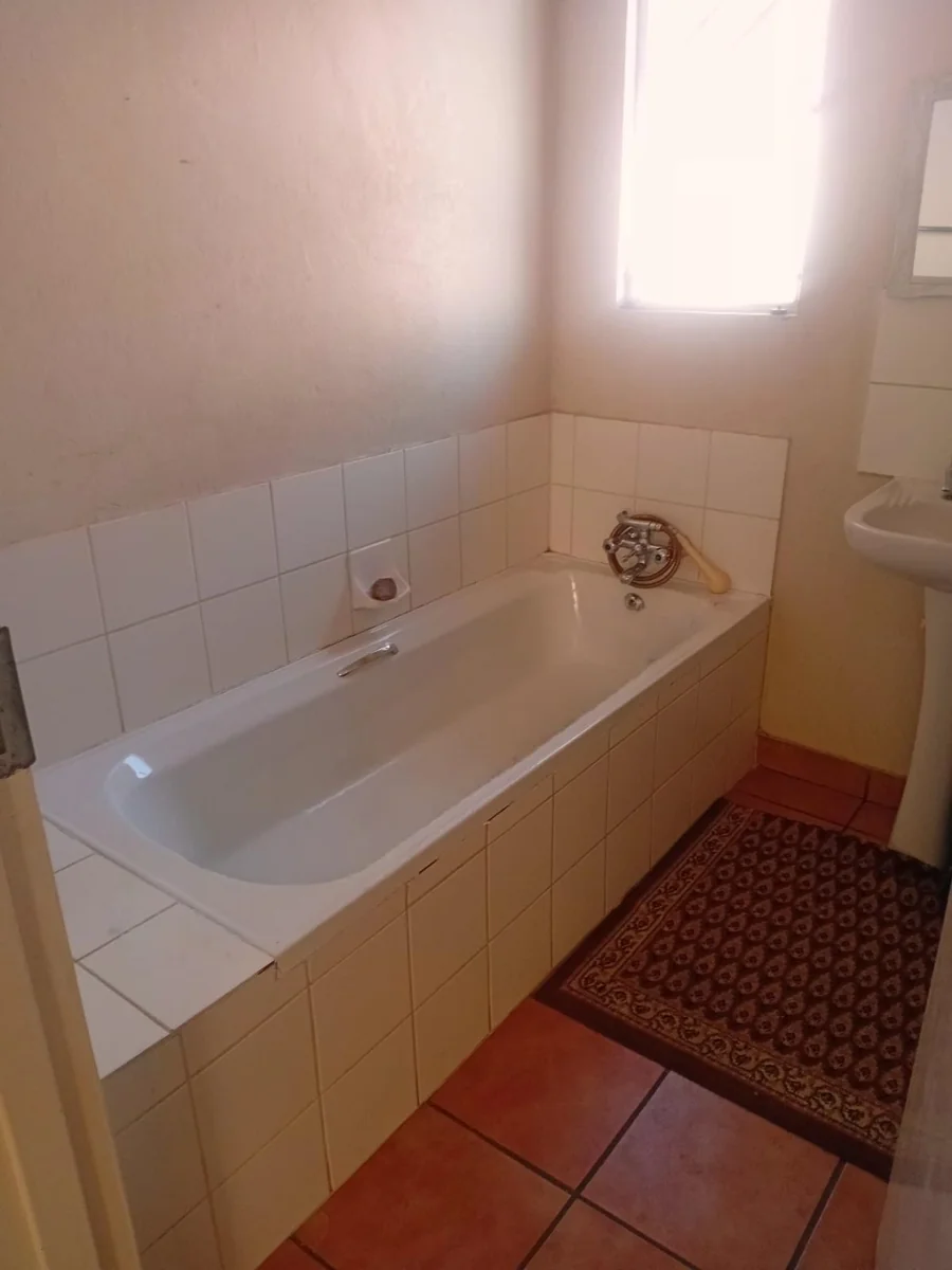 House for Sale in Sunrise View