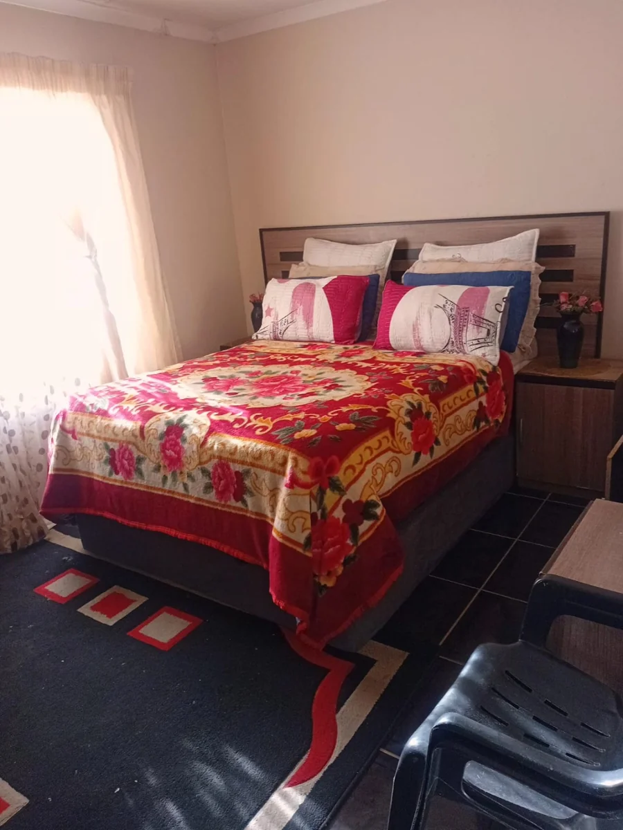 House for Sale in Sunrise View
