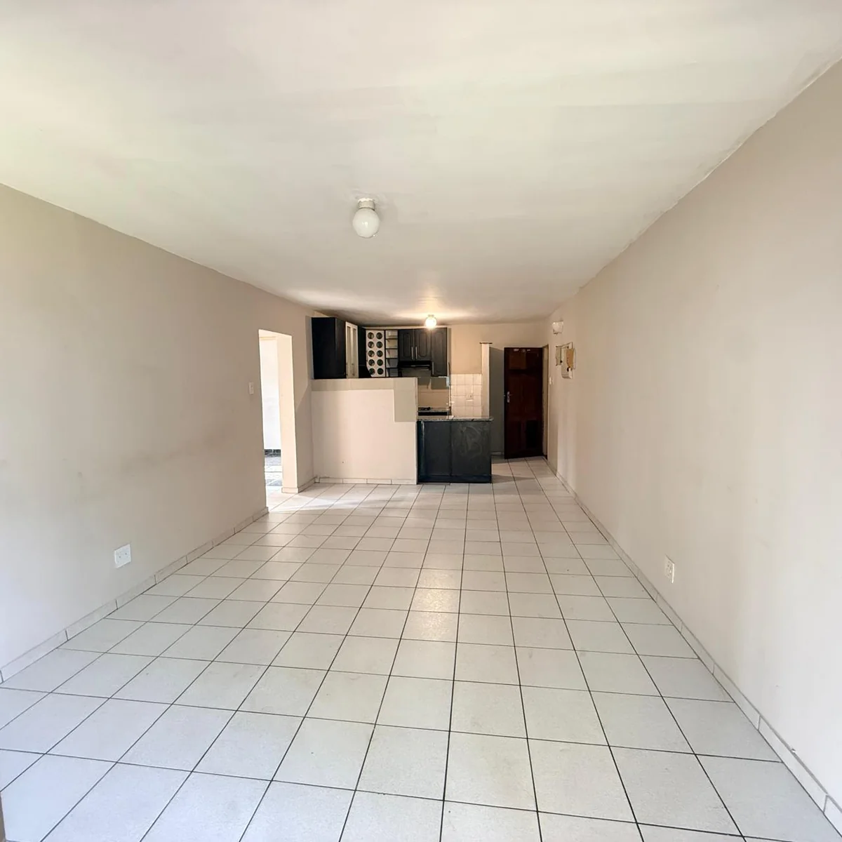 Secure & Stylish 2-Bedroom Apartment in Meerensee