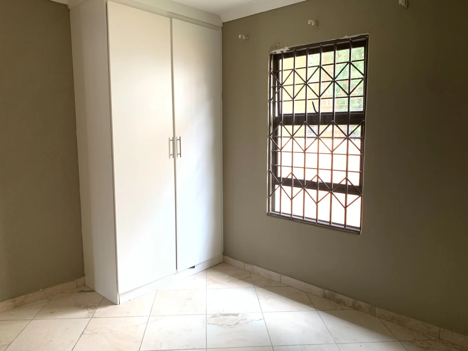 Modern 3-Bedroom Family Home in a Secure Gated Complex – Limited-Time Offer: R40,000 Off!