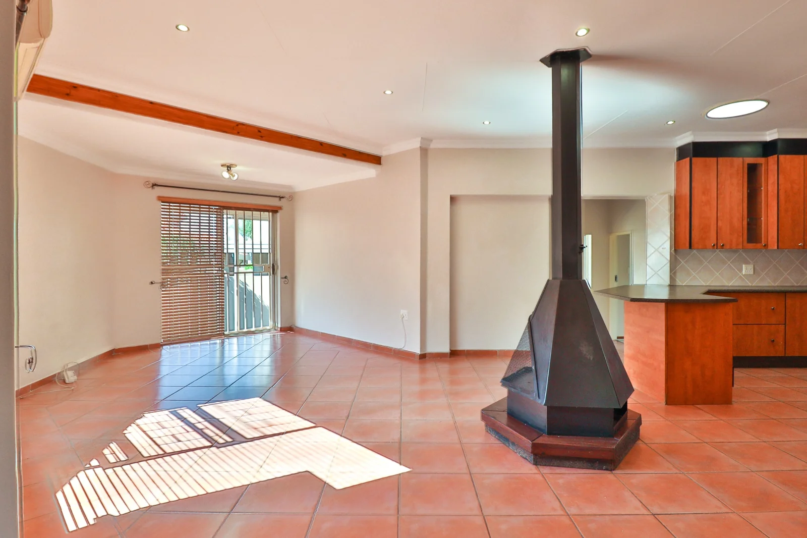 SEEING IS BELIEVING .... LOCK-UP AND GO INSIDE A SECURITY ESTATE!