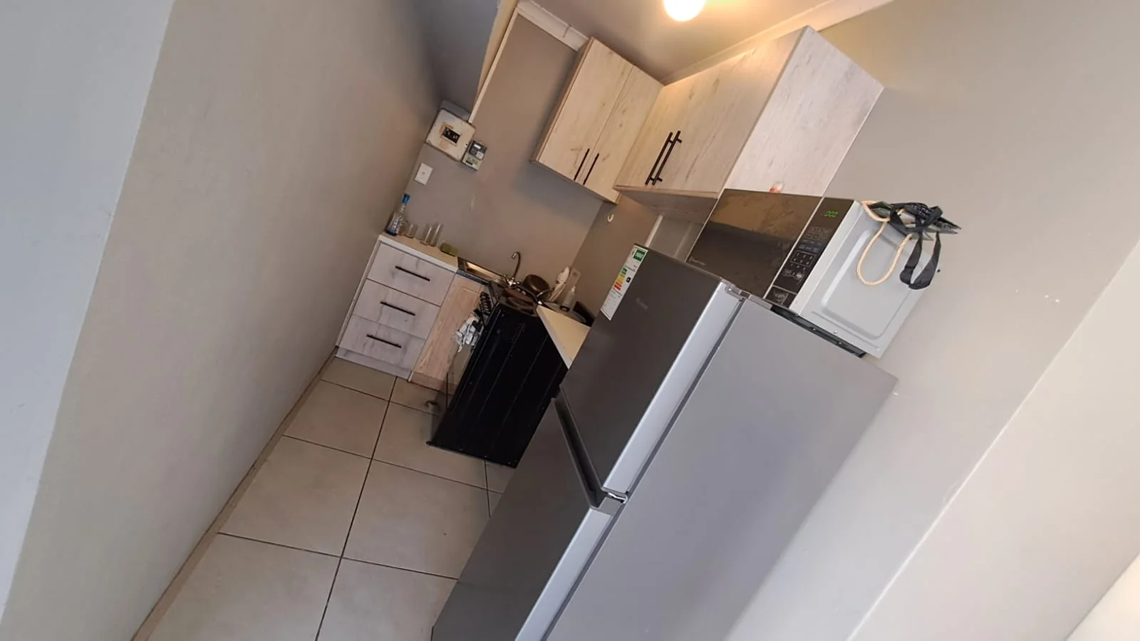 6 Guest Unit Lodge with a 2-Bedroom Main House