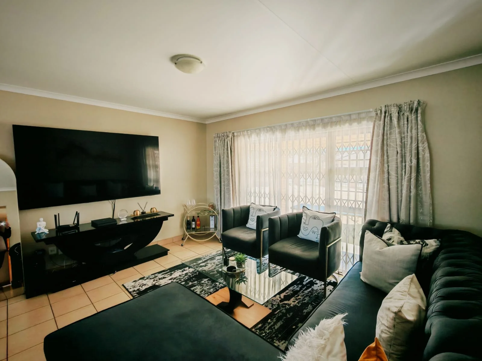 3 Bedroom House To Rent