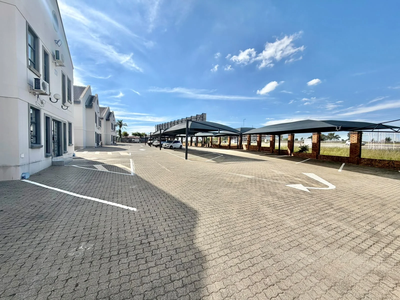 Prime 264m² Ground Floor Office Space To Let in Midrand | Excellent N1 Highway Access