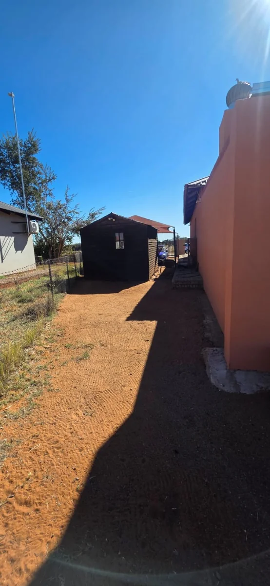3 Bedroom House For Sale
