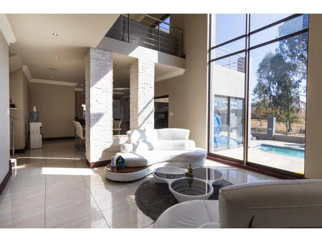 Luxury Family Home Situated In Golf Estate