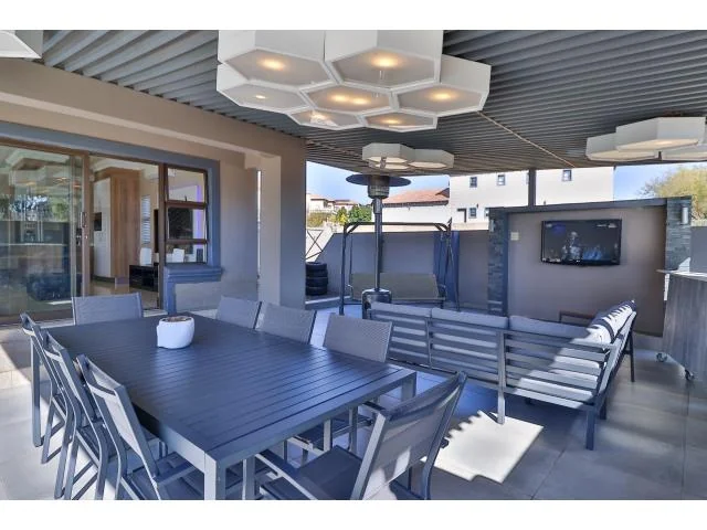 Luxury Family Home Situated In Golf Estate