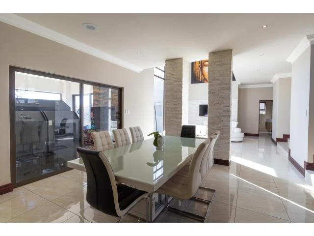 Luxury Family Home Situated In Golf Estate
