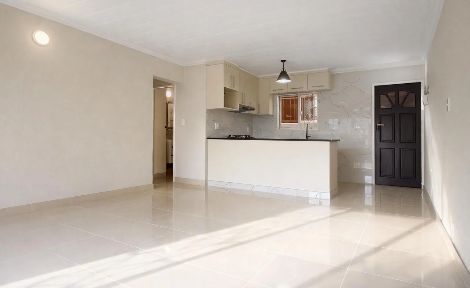 2 Bedroom Appartment to rent in Helderkruin's boomed-off area