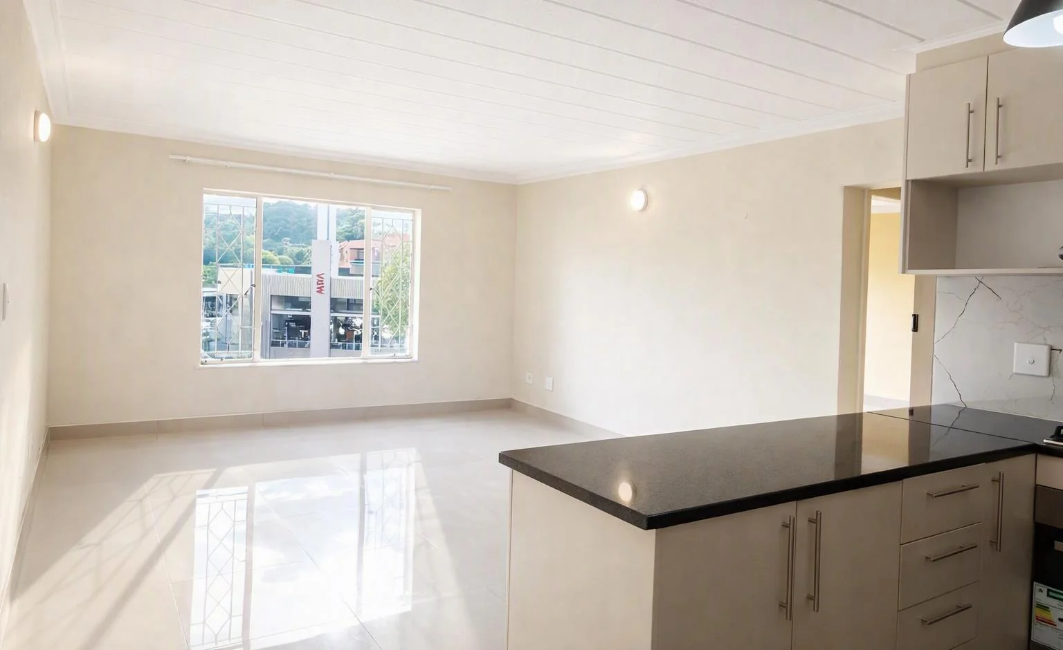 2 Bedroom Appartment to rent in Helderkruin's boomed-off area