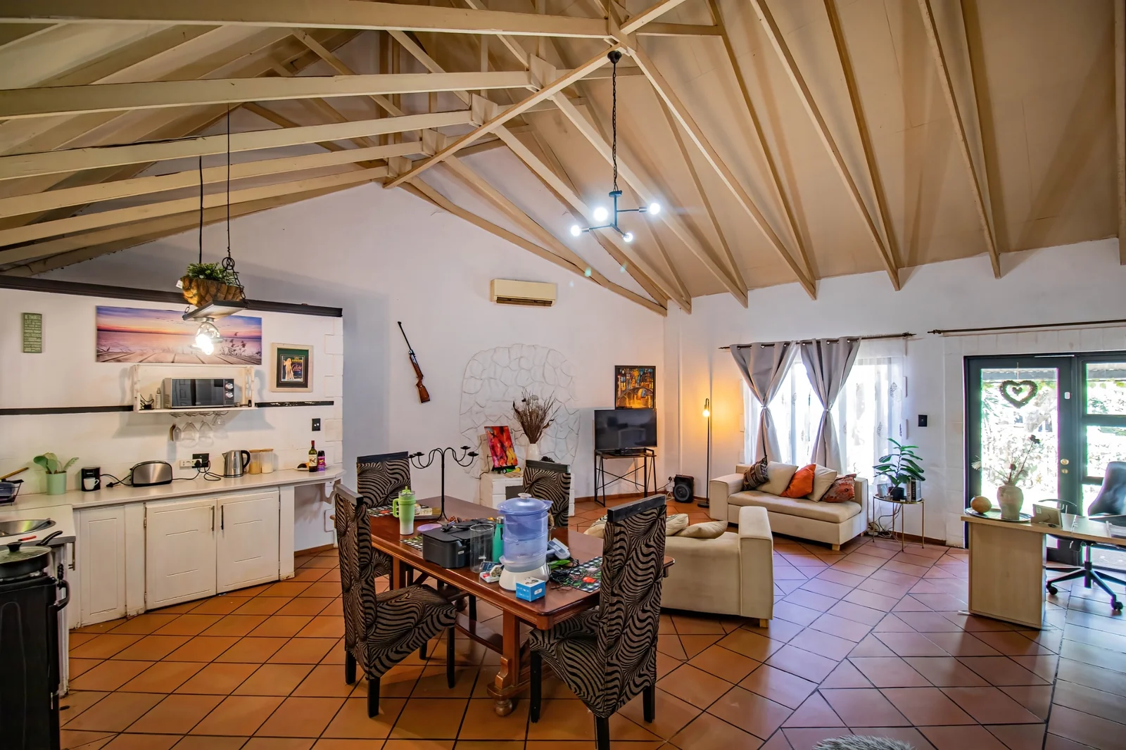 Income-generating property in Glen Austin MIdrand | Investment property | Rental income | ±8,566m² | Multiple income streams