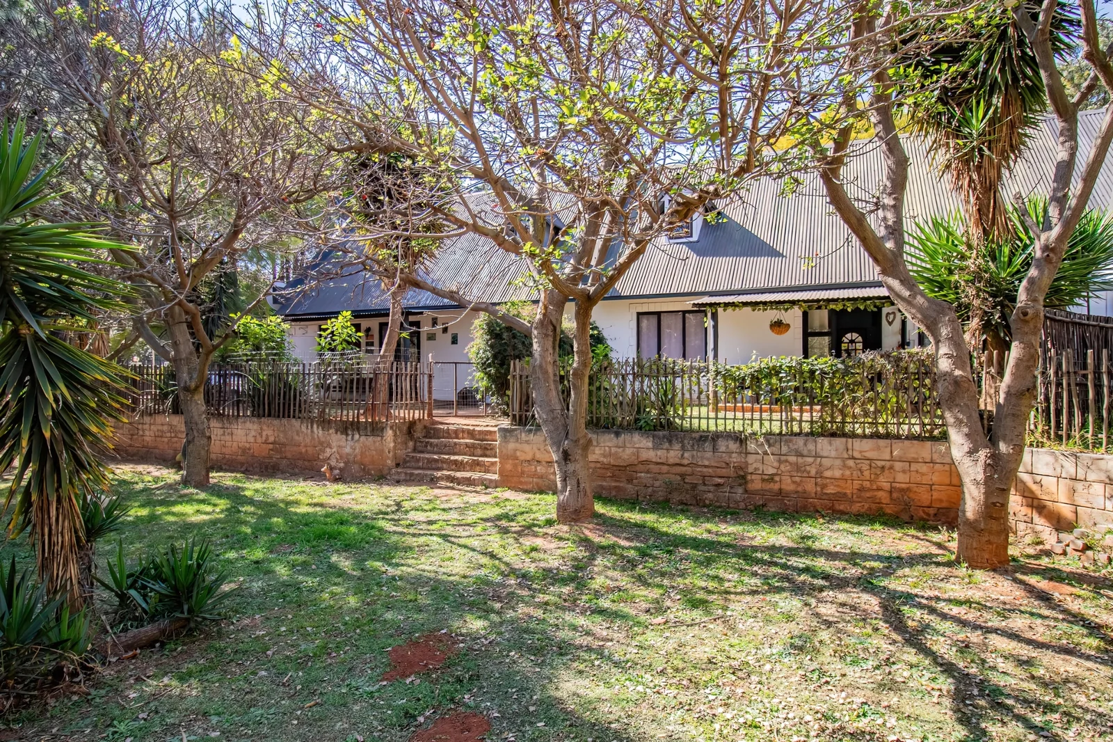 Income-generating property in Glen Austin MIdrand | Investment property | Rental income | ±8,566m² | Multiple income streams