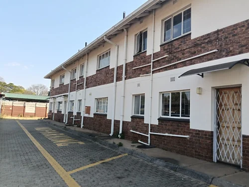 Lyttelton Manor, Centurion