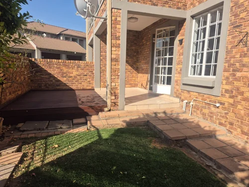 12 Ruby, Greenstone Hill, Edenvale