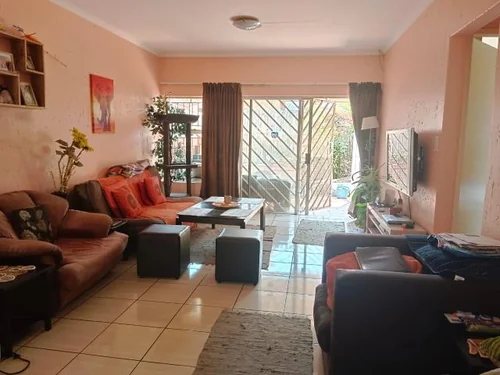 Croydon, Kempton Park