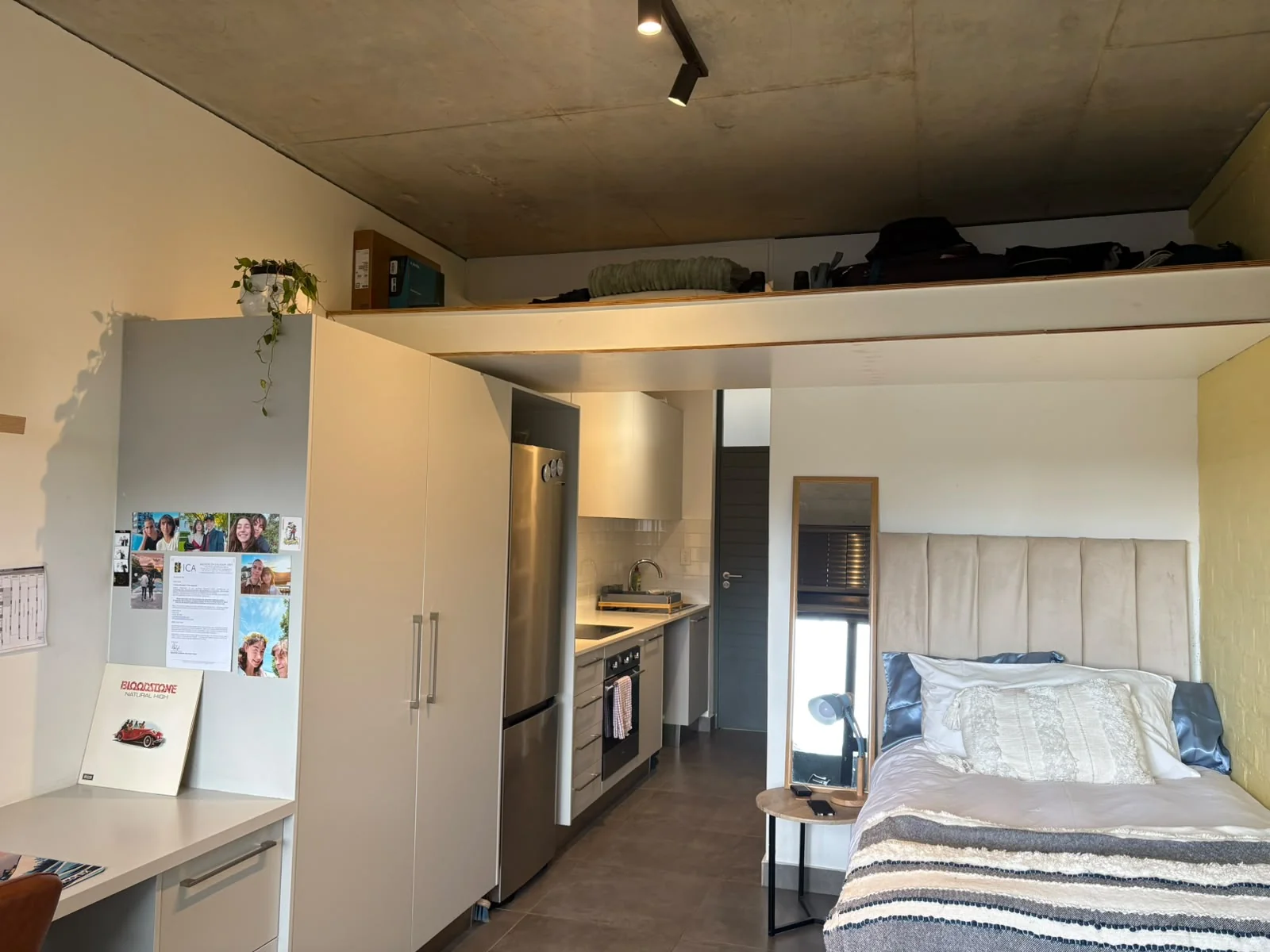 Stylish Studio at EDGE – Steps from Campus