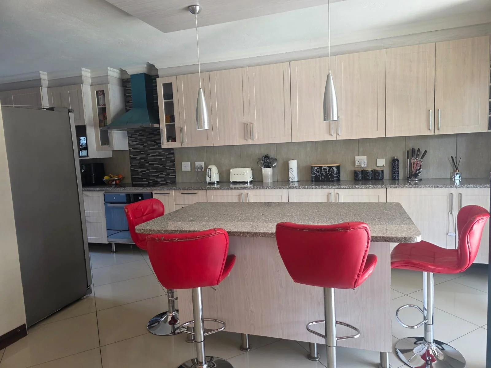 SOLE MANDATE IN CASHAN, RUSTENBURG