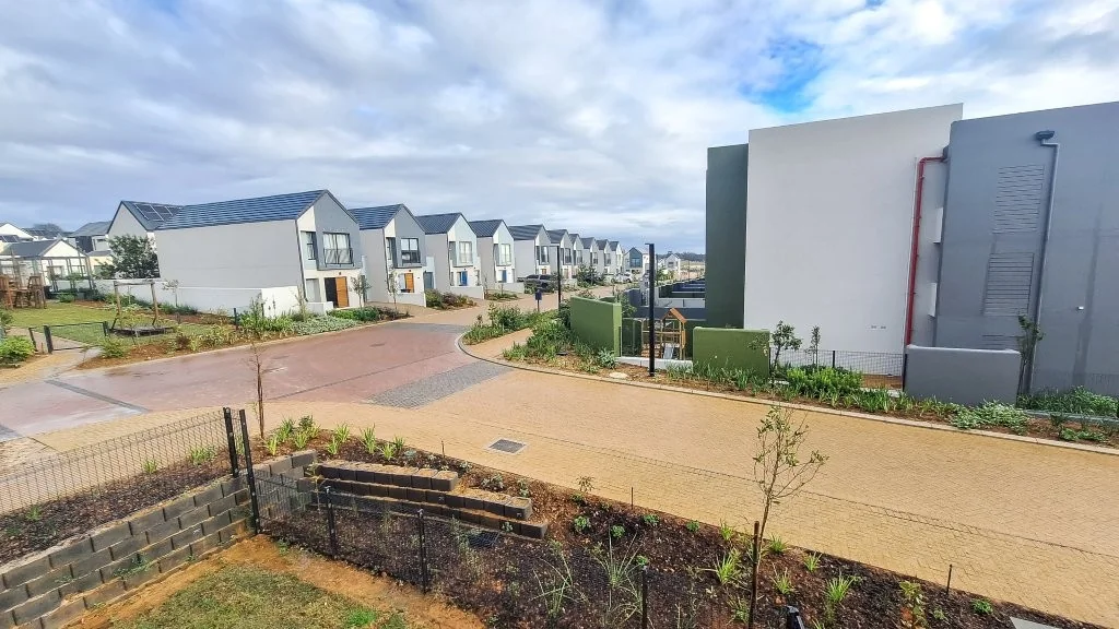 Spacious 1-Bedroom Apartment in The Ilex, Newinbosch Estate, Stellenbosch