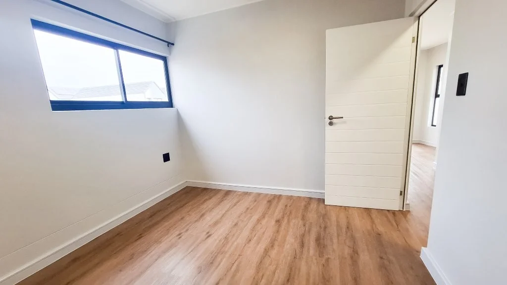 Spacious 1-Bedroom Apartment in The Ilex, Newinbosch Estate, Stellenbosch