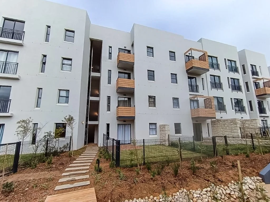 Spacious 1-Bedroom Apartment in The Ilex, Newinbosch Estate, Stellenbosch