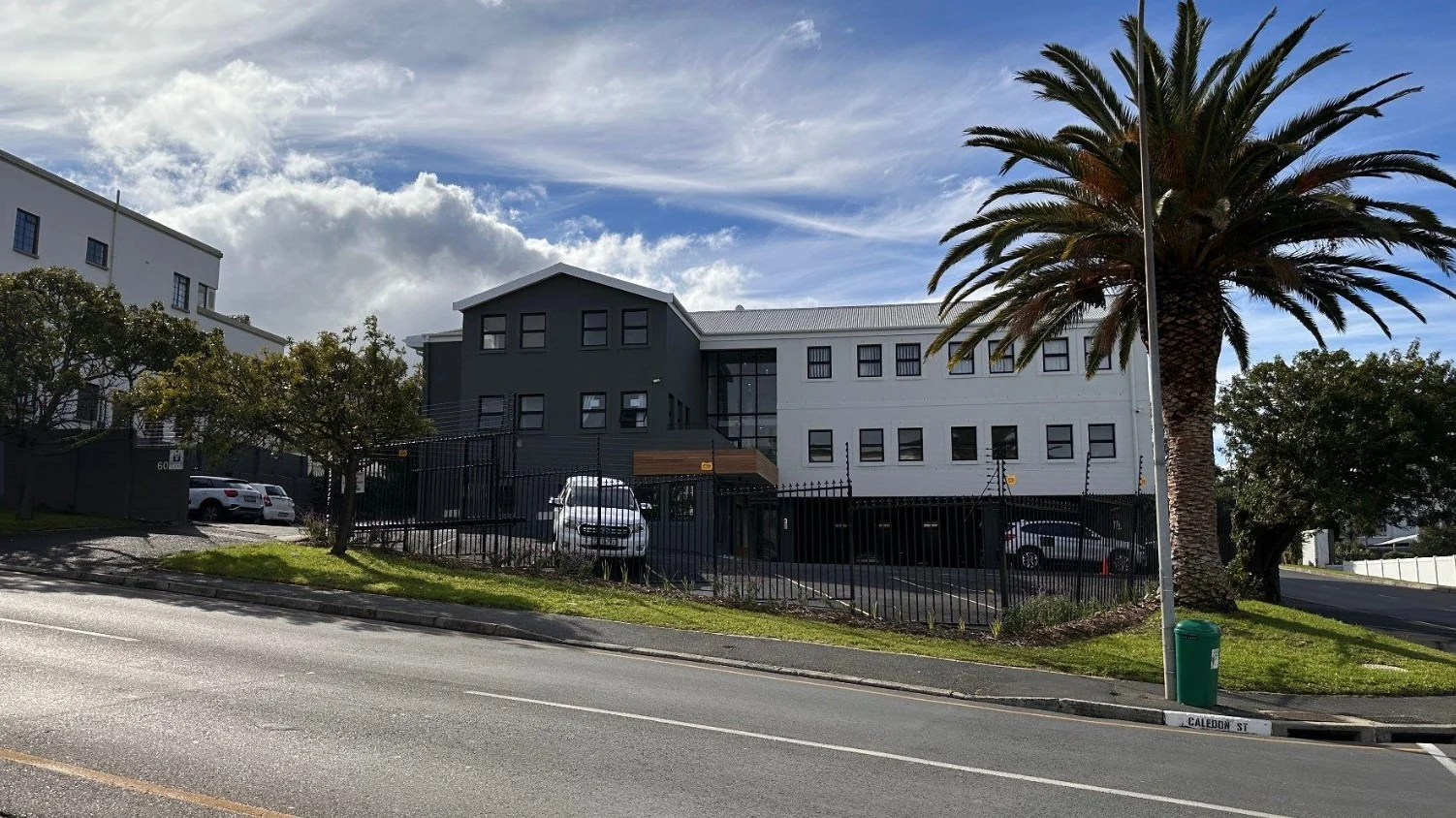 Refurbished Office Space in Caledon Street, Somerset West Central<br/><br/>