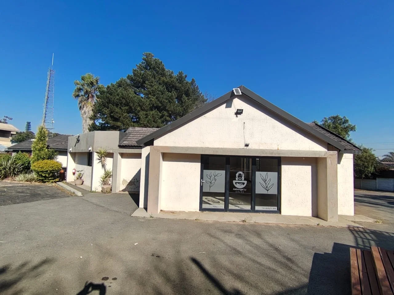 Flexible and Versatile Commercial, Business or Residential Property