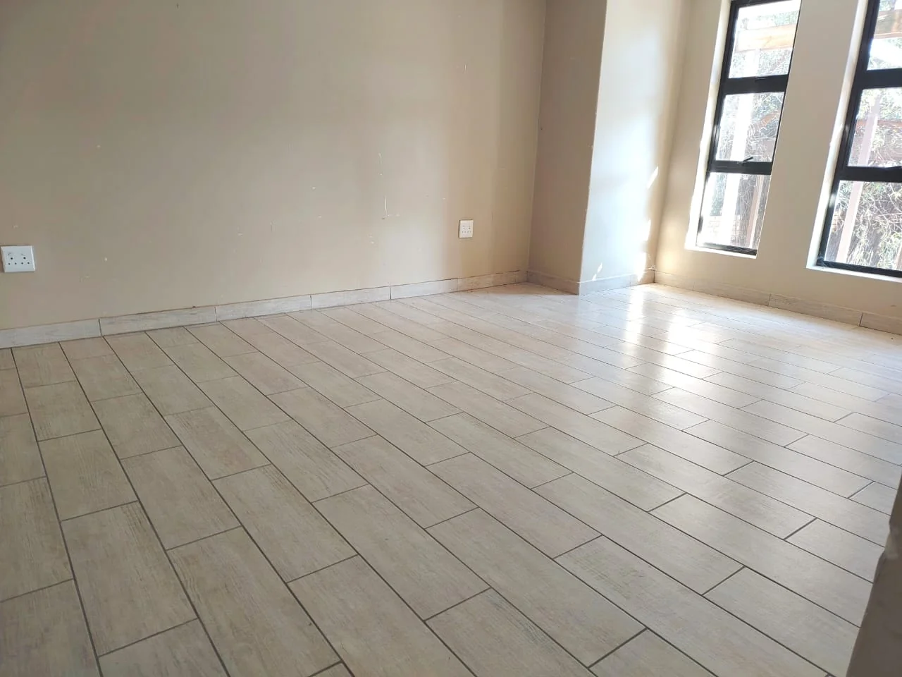 Flexible and Versatile Commercial, Business or Residential Property