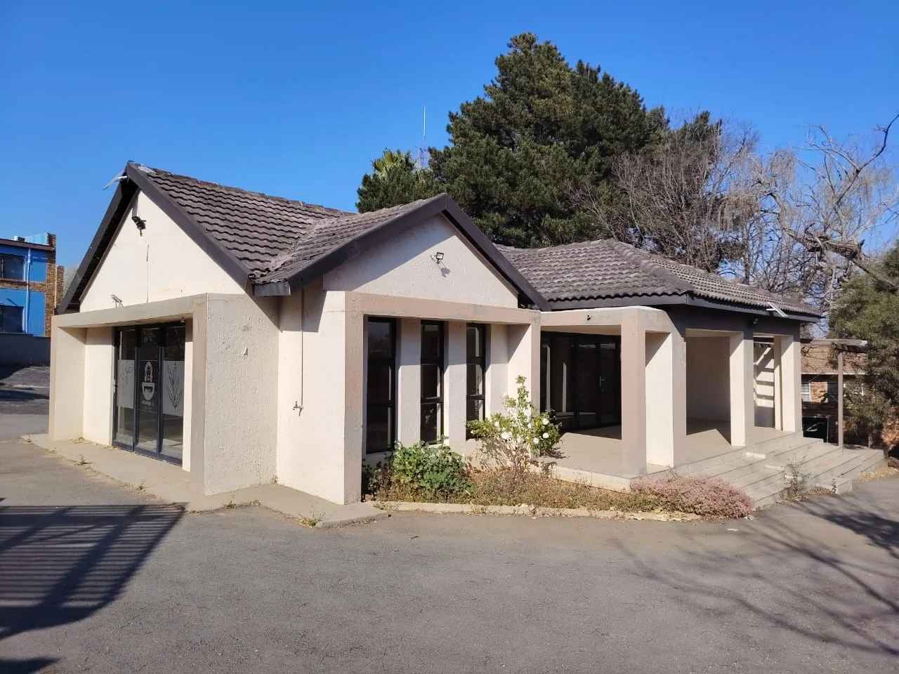 Flexible and Versatile Commercial, Business or Residential Property