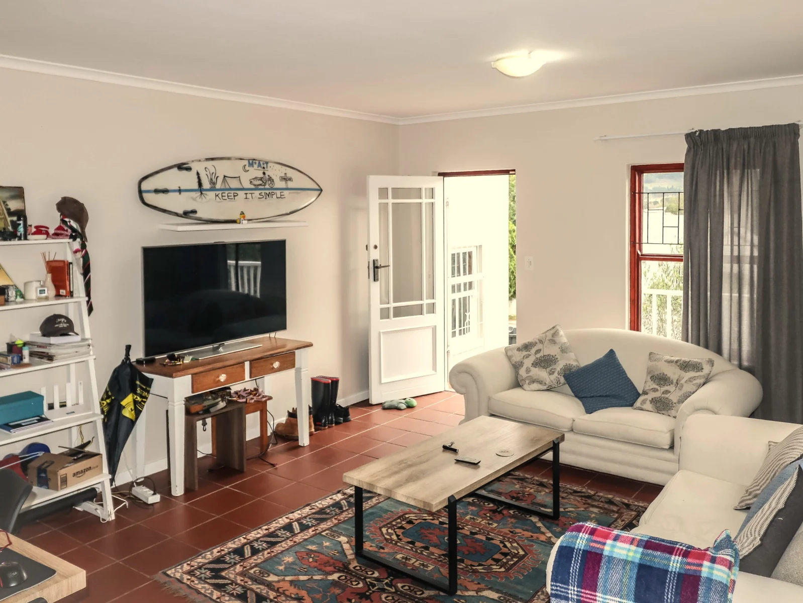 Modern Living with Stellenbosch Mountain Views