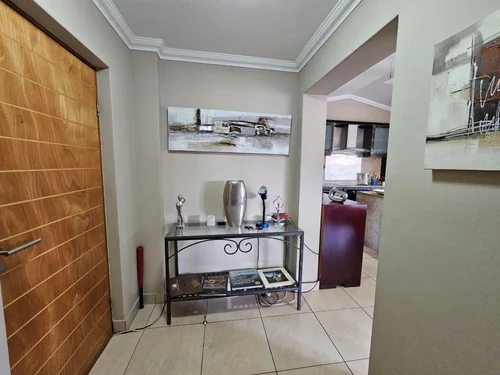 Midlands Estate, Centurion