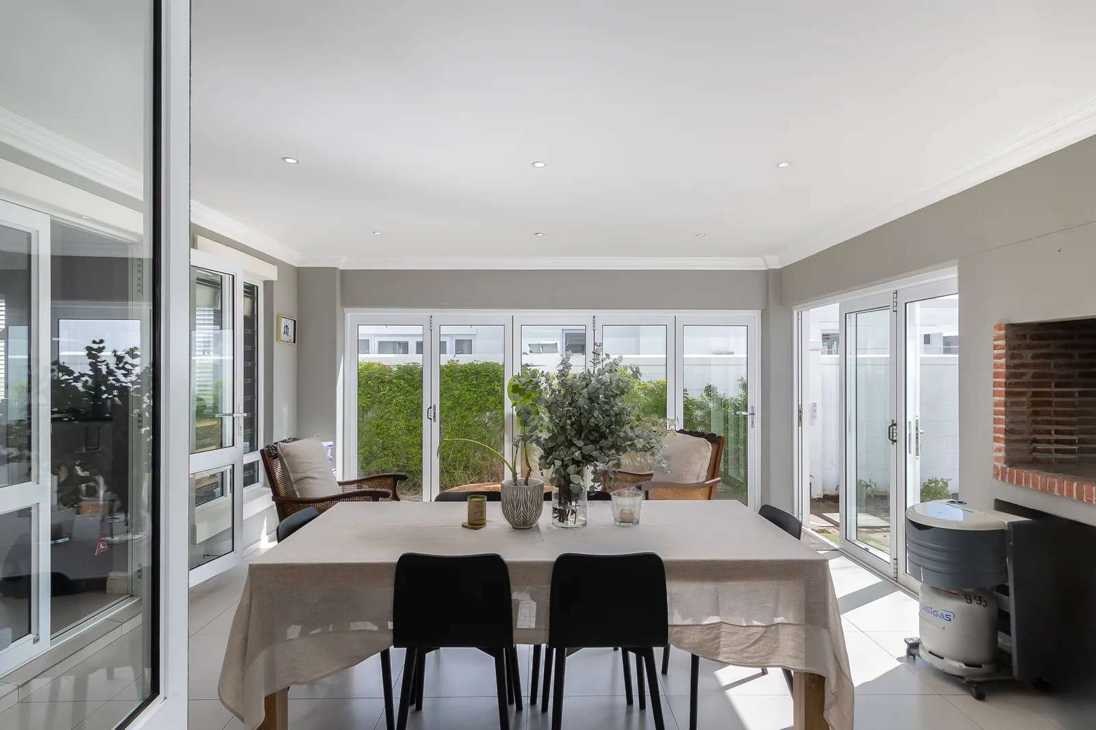 Elegant 3-bedroom home in Koelenbosch Country Estate