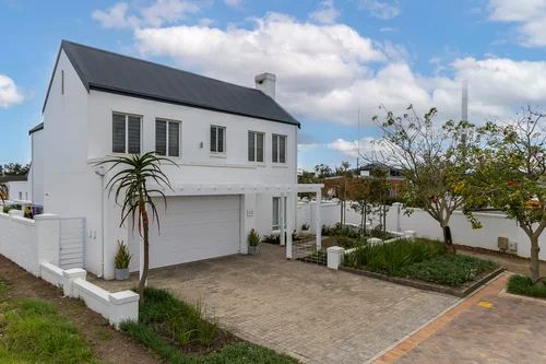 62 Hannes van Niekerk, Koelenbosch Country Estate, Stellenbosch