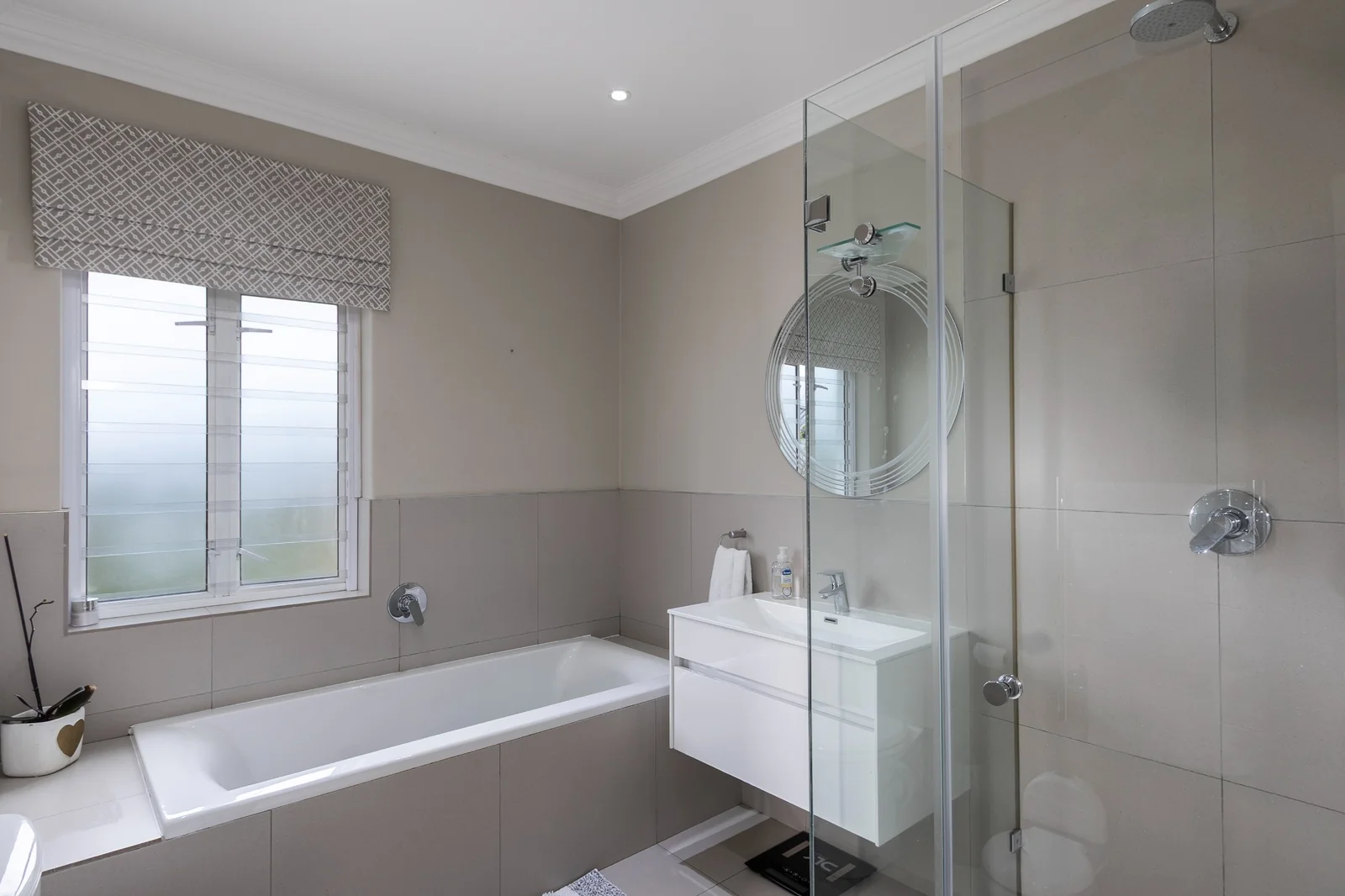 Elegant 3-bedroom home in Koelenbosch Country Estate