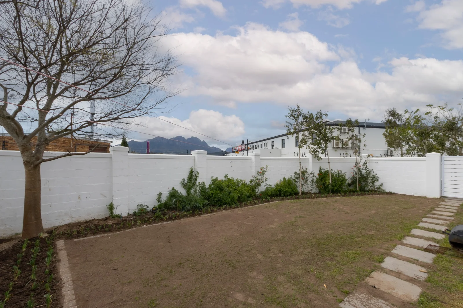 Elegant 3-bedroom home in Koelenbosch Country Estate