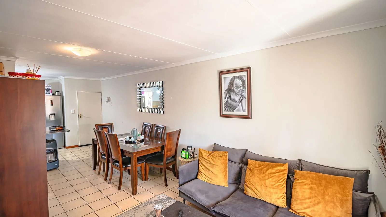 Contemporary Living in Fountain View, Noordwyk