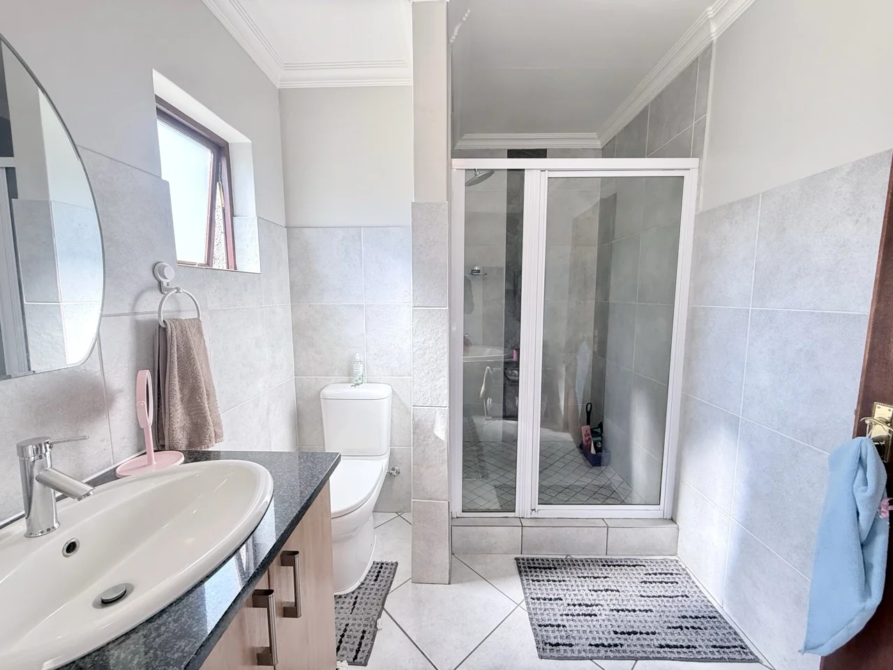 3 BEDROOM TOWNHOUSE FOR RENT IN HERITAGE HILL ESTATE