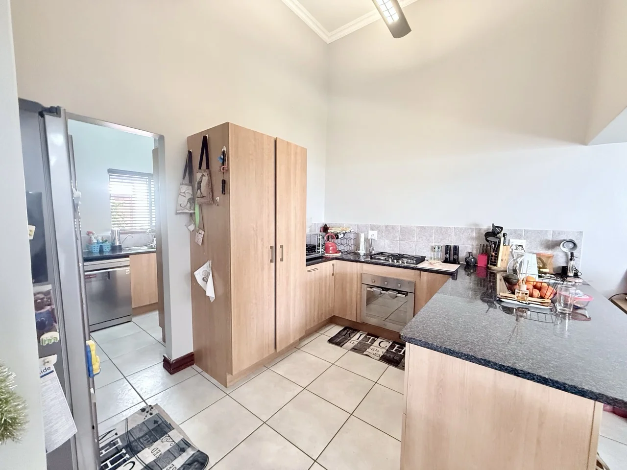 3 BEDROOM TOWNHOUSE FOR RENT IN HERITAGE HILL ESTATE