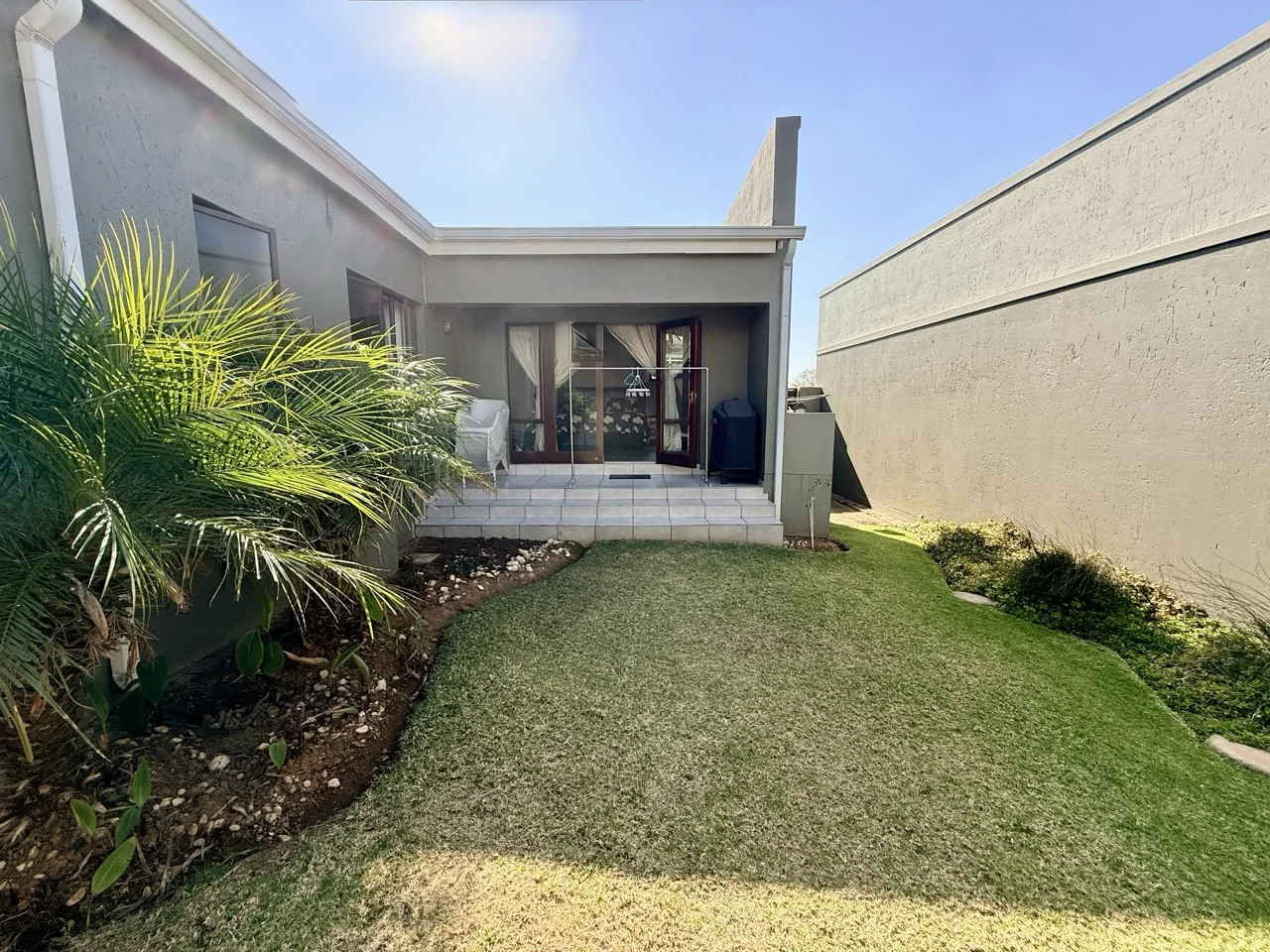 3 BEDROOM TOWNHOUSE FOR RENT IN HERITAGE HILL ESTATE
