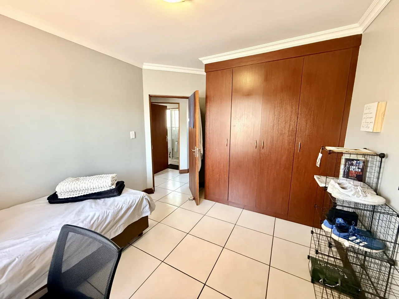 3 BEDROOM TOWNHOUSE FOR RENT IN HERITAGE HILL ESTATE