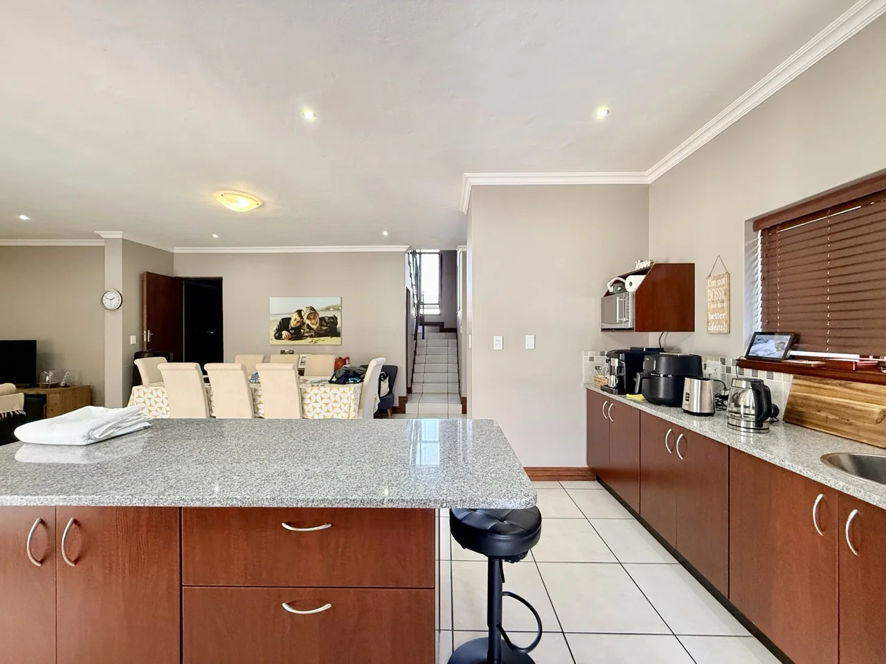 3 BEDROOM TOWNHOUSE FOR RENT IN HERITAGE HILL ESTATE