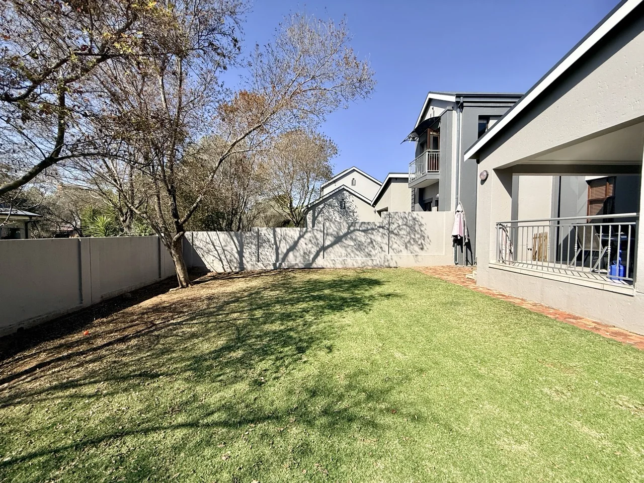 3 BEDROOM TOWNHOUSE FOR RENT IN HERITAGE HILL ESTATE
